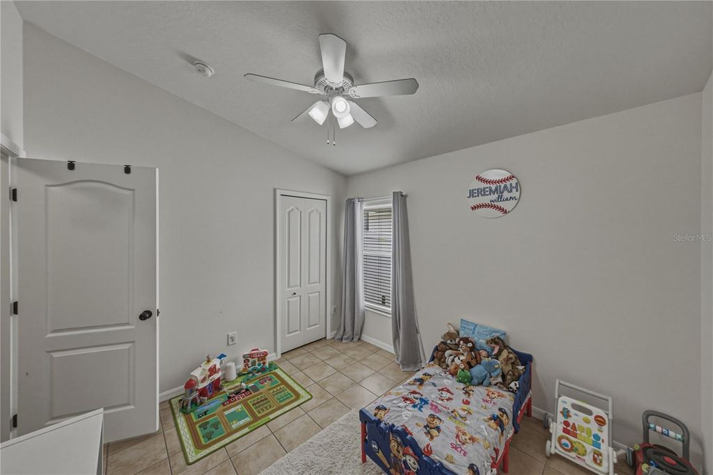 Image 32 of property listing at 8160 CANTERBURY LAKE BOULEVARD, Tampa, FL 33619