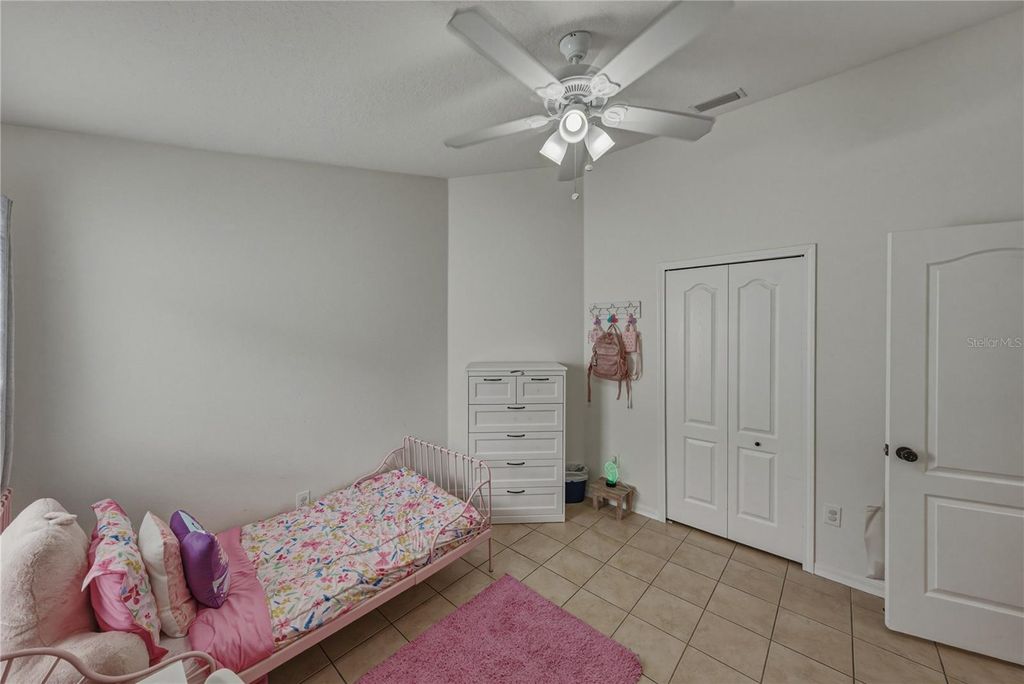 Image 35 of property listing at 8160 CANTERBURY LAKE BOULEVARD, Tampa, FL 33619