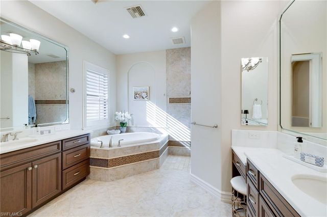 11729 Via Savona CT, Miromar Lakes, FL 33913