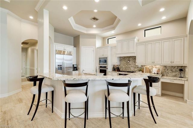 11729 Via Savona CT, Miromar Lakes, FL 33913