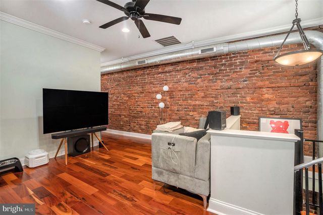 6106 RIDGE AVE, Philadelphia, PA 19128