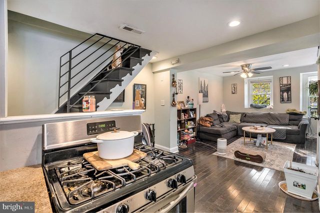 6106 RIDGE AVE, Philadelphia, PA 19128