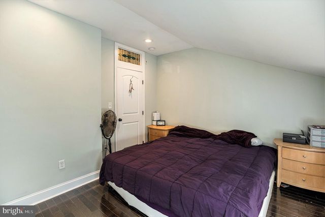 6106 RIDGE AVE, Philadelphia, PA 19128