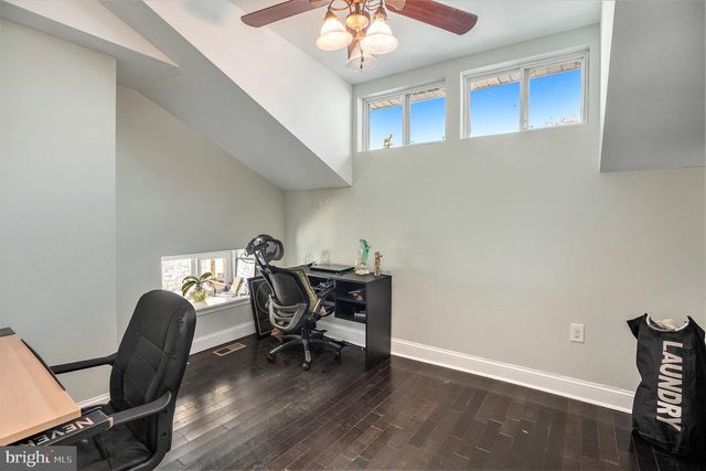 6106 RIDGE AVE, Philadelphia, PA 19128