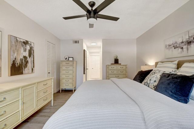 23 Colonial Club Drive 204, Boynton Beach, FL 33435