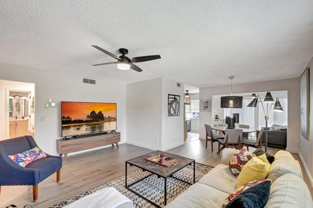 23 Colonial Club Drive 204, Boynton Beach, FL 33435