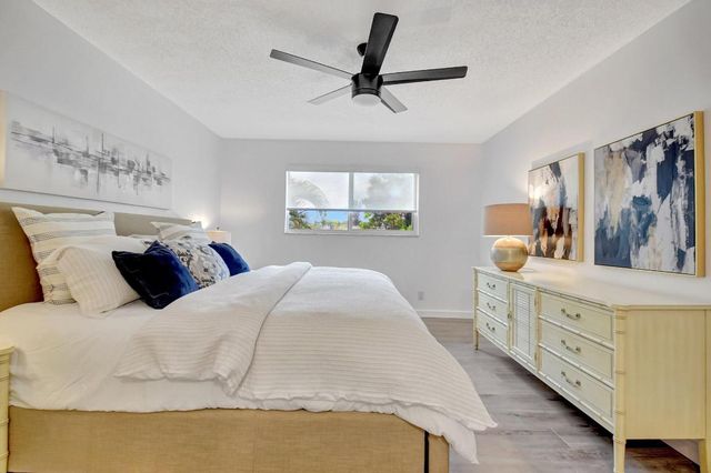 23 Colonial Club Drive 204, Boynton Beach, FL 33435