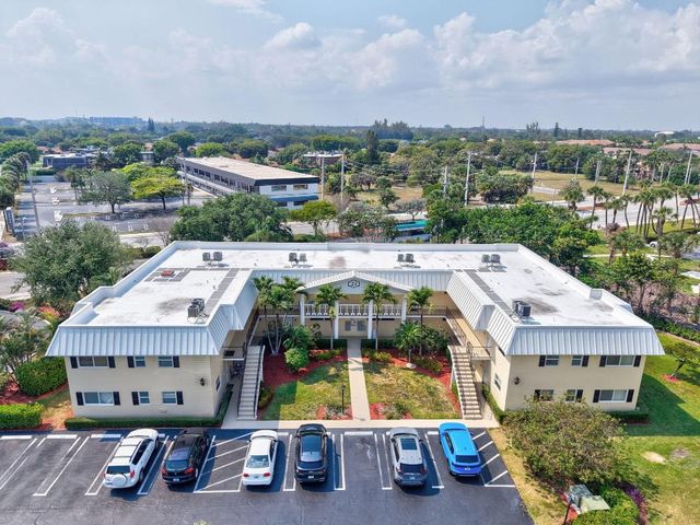 23 Colonial Club Drive 204, Boynton Beach, FL 33435