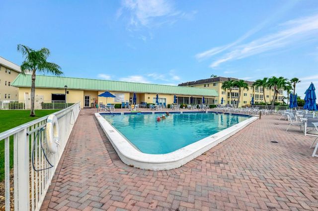 23 Colonial Club Drive 204, Boynton Beach, FL 33435