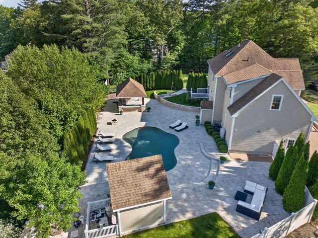 54 Wild Pasture Ln, Rowley, MA 01969