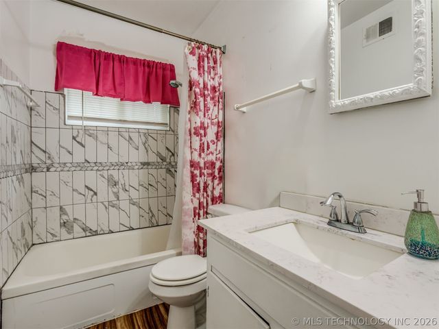 448 E 59th Place N, Tulsa, OK 74126