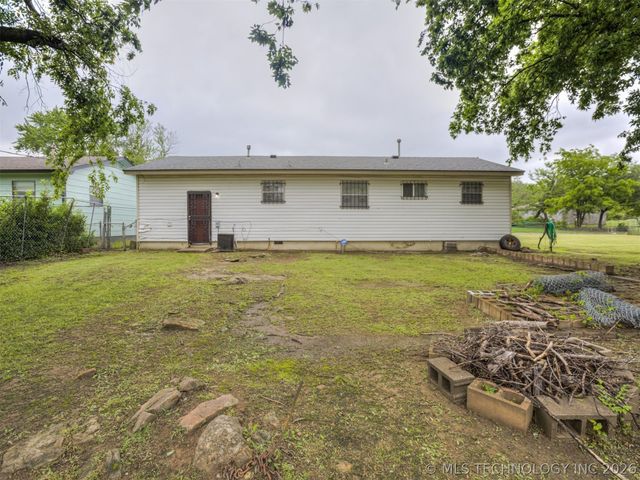 448 E 59th Place N, Tulsa, OK 74126