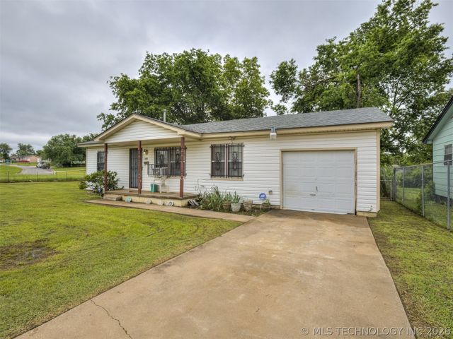 448 E 59th Place N, Tulsa, OK 74126