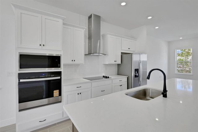 13169 CALMING BREEZE WAY, Winter Garden, FL 34787