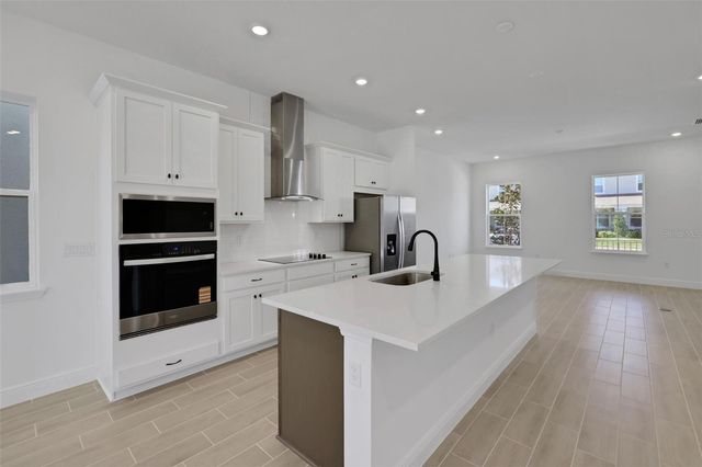 13169 CALMING BREEZE WAY, Winter Garden, FL 34787