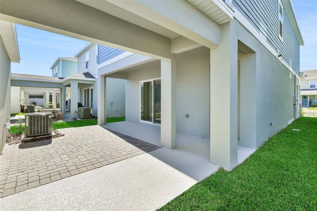 13169 CALMING BREEZE WAY, Winter Garden, FL 34787