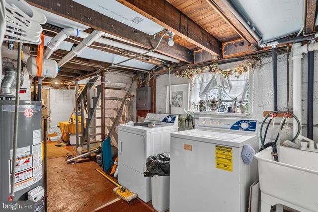 2803 FLEETWOOD AVE, Baltimore, MD 21214