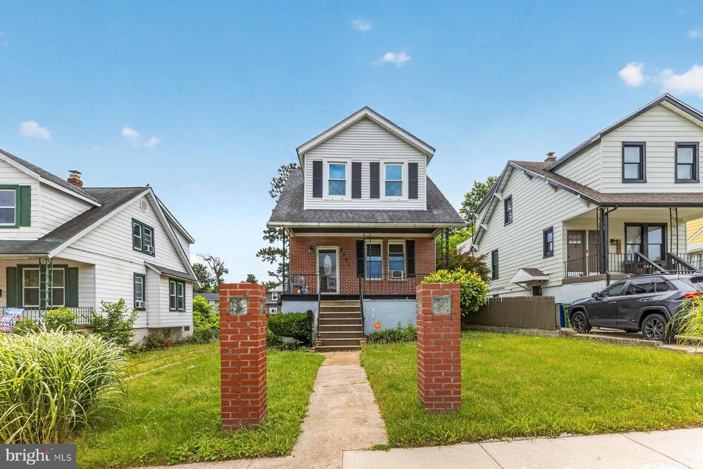 2803 FLEETWOOD AVE, Baltimore, MD 21214