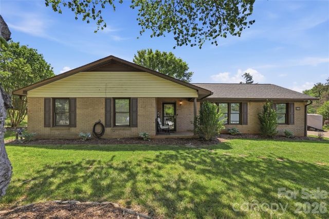 125 Southwood Park Road, Mooresville, NC 28117