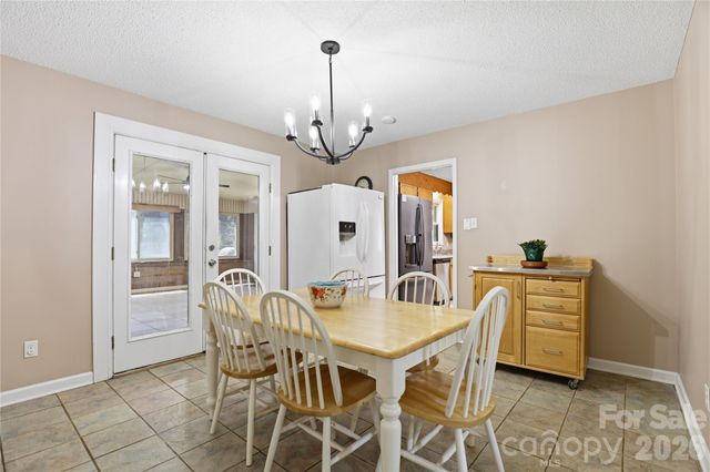 125 Southwood Park Road, Mooresville, NC 28117