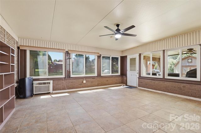 125 Southwood Park Road, Mooresville, NC 28117