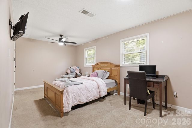 125 Southwood Park Road, Mooresville, NC 28117