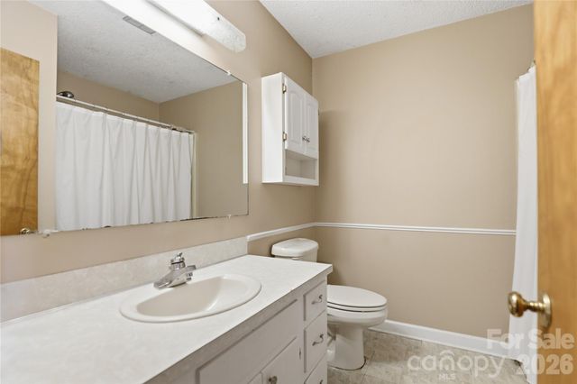 125 Southwood Park Road, Mooresville, NC 28117