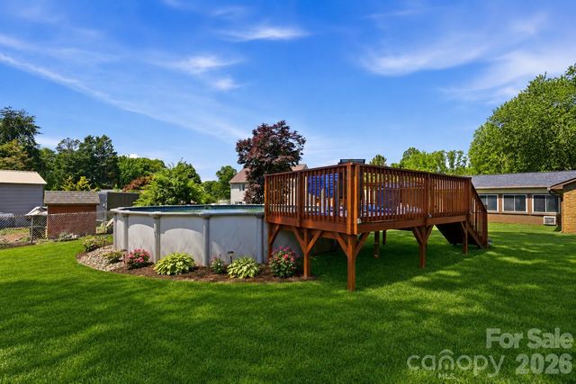 125 Southwood Park Road, Mooresville, NC 28117