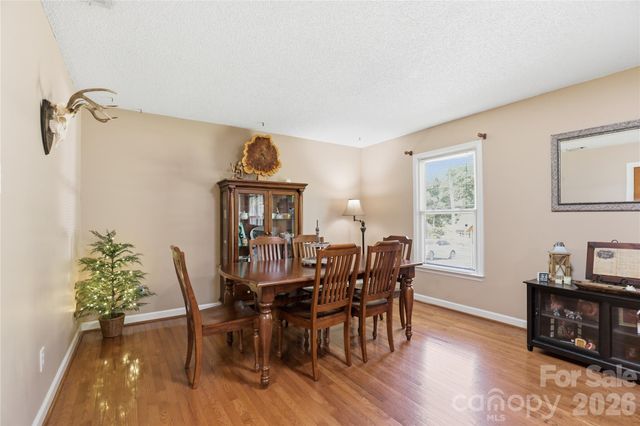 125 Southwood Park Road, Mooresville, NC 28117