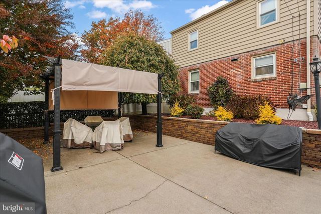 266 PRINCESS ST, Hanover, PA 17331