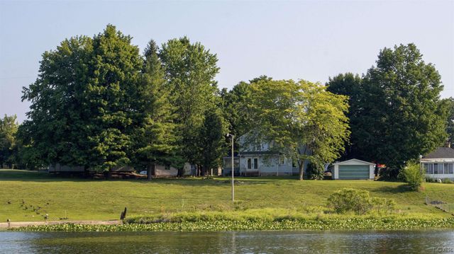 6360 Winter Road, Woodstock Twp, MI 49220