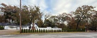 21 Locust Avenue, Amityville, NY 11701