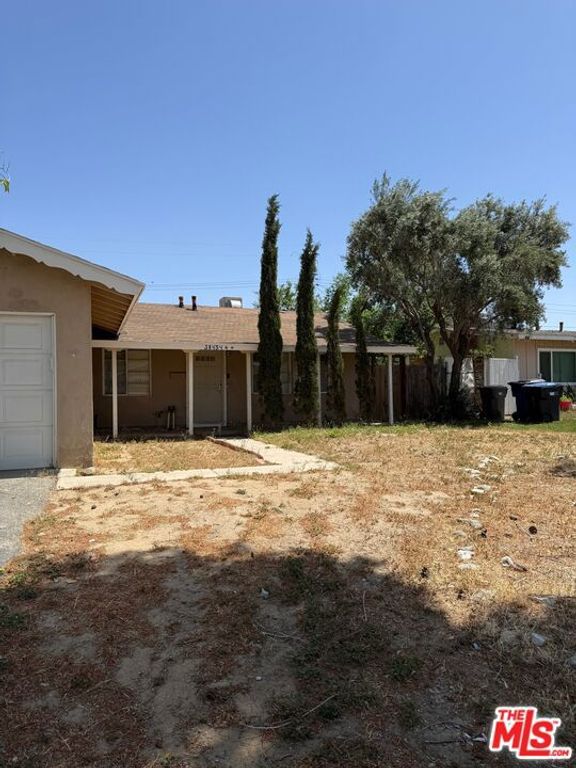 38454 Sumac Avenue, Palmdale, CA 93550