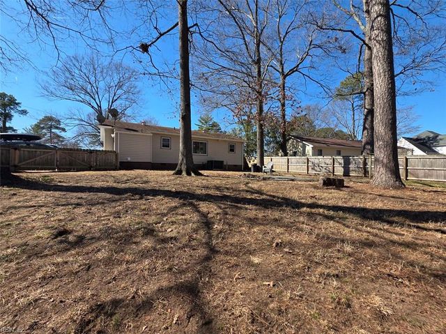 1399 Mercer Road RD, Gloucester Point, VA 23062