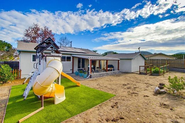 8534 Sandstone, Santee, CA 92071