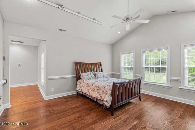 427 Candlewood Drive, Jacksonville, NC 28540