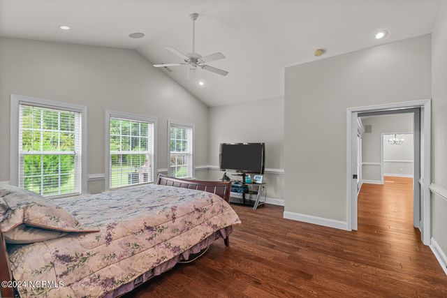 427 Candlewood Drive, Jacksonville, NC 28540