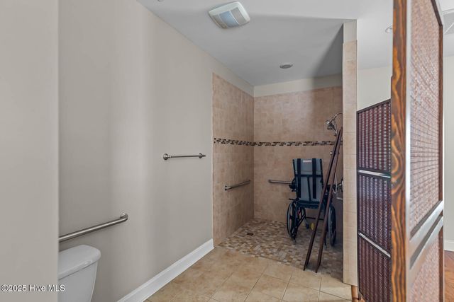 427 Candlewood Drive, Jacksonville, NC 28540