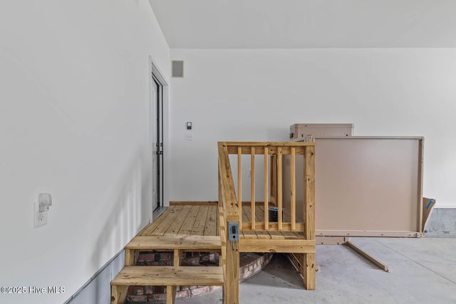 427 Candlewood Drive, Jacksonville, NC 28540