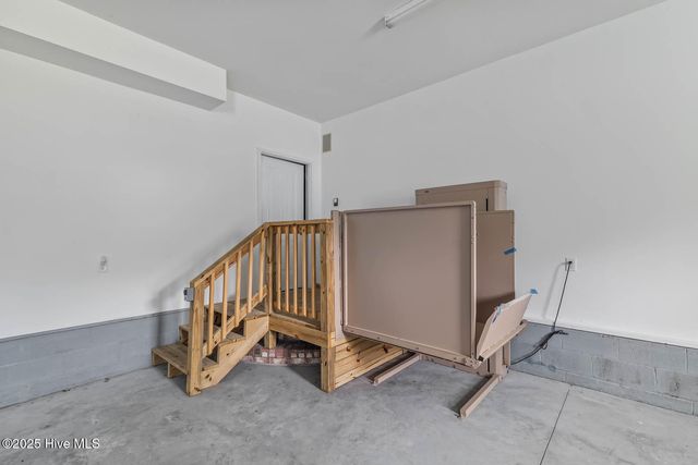 427 Candlewood Drive, Jacksonville, NC 28540