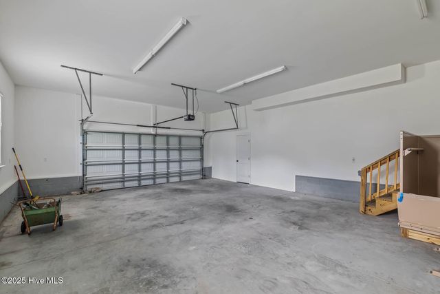 427 Candlewood Drive, Jacksonville, NC 28540