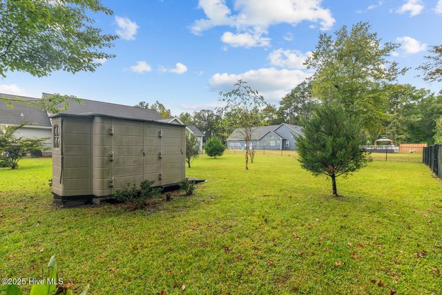 427 Candlewood Drive, Jacksonville, NC 28540