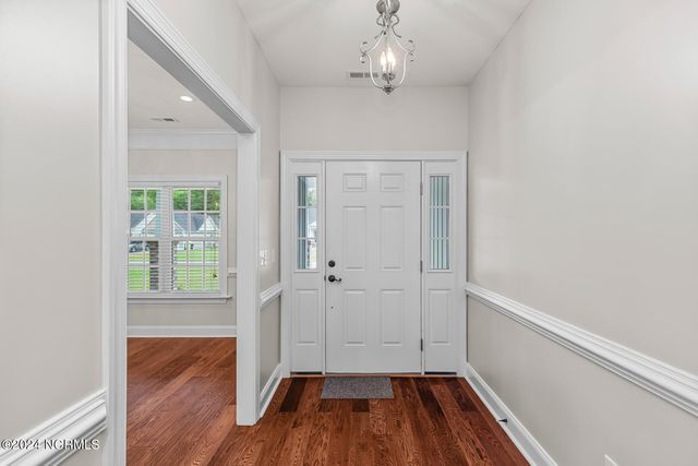 427 Candlewood Drive, Jacksonville, NC 28540