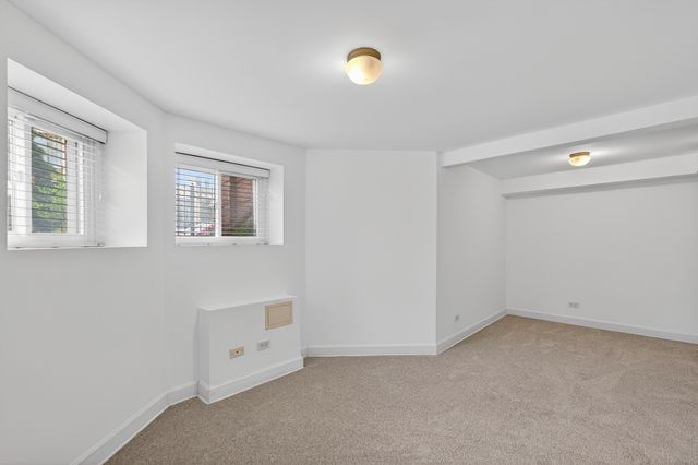 835 N Maplewood Avenue 1F, Chicago, IL 60622