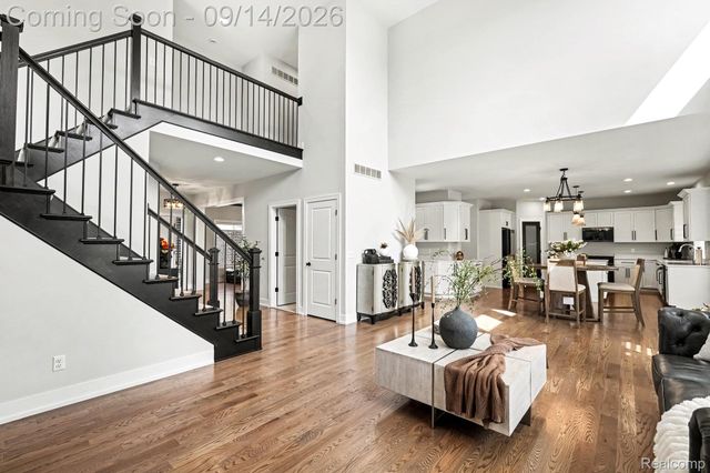 19266 Thompson Drive, Macomb Township, MI 48042