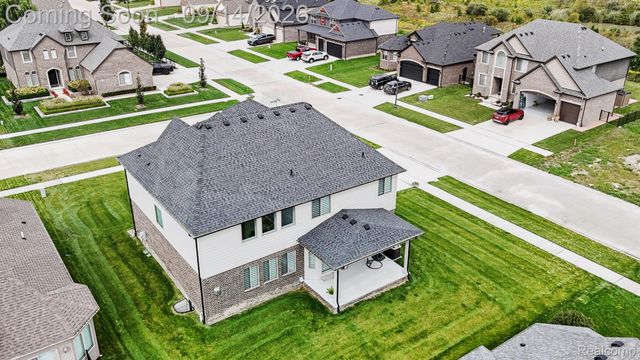 19266 Thompson Drive, Macomb Township, MI 48042