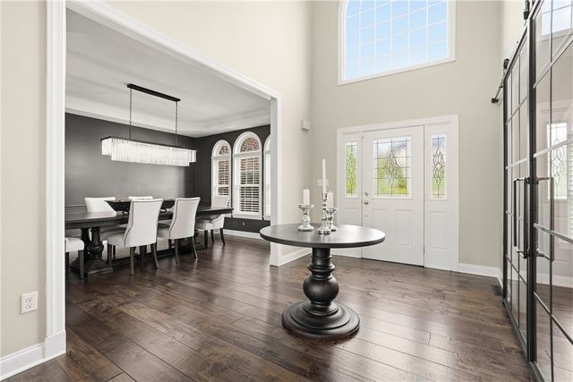 306 Hedgerow Dr, Peters Twp, PA 15367