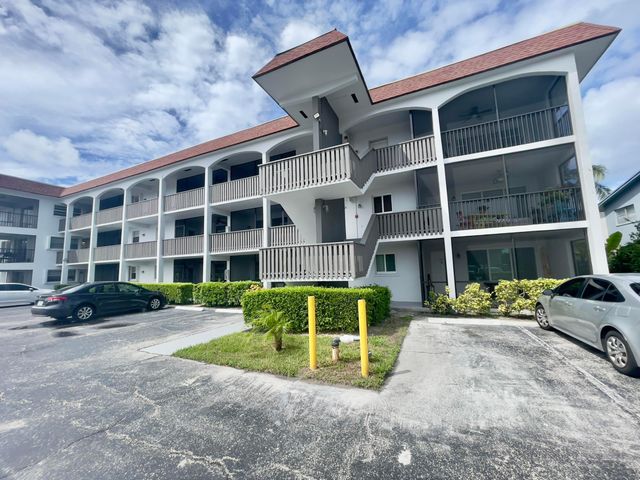 651 Pine Drive 207, Pompano Beach, FL 33060