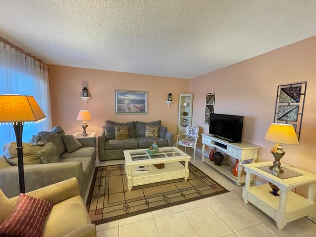 651 Pine Drive 207, Pompano Beach, FL 33060
