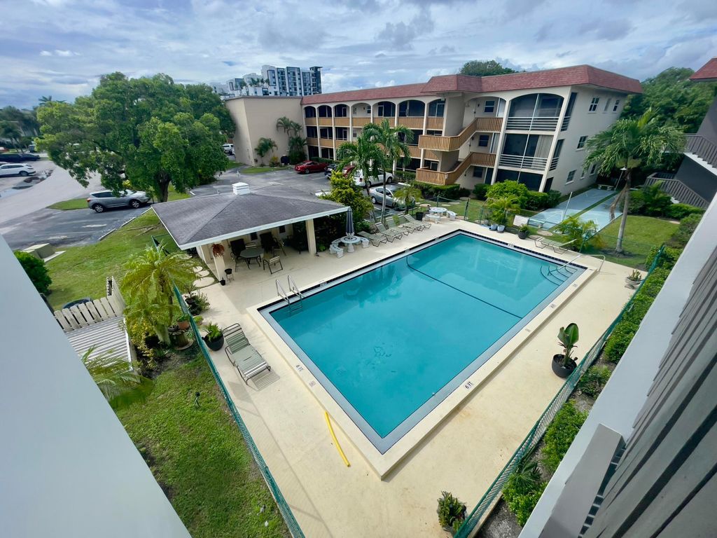 651 Pine Drive 207, Pompano Beach, FL 33060